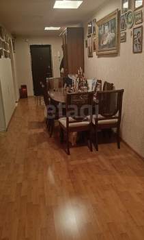 4-к квартира, вторичка, 90м2, 1/2 этаж