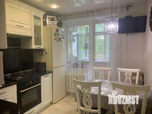 3-к квартира, вторичка, 69м2, 1/9 этаж