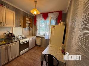 2-к квартира, вторичка, 45м2, 3/5 этаж