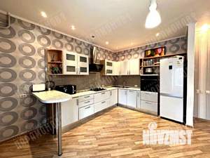 4-к квартира, вторичка, 123м2, 2/5 этаж