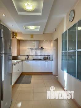 2-к квартира, вторичка, 87м2, 3/5 этаж