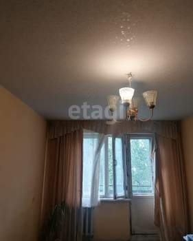 3-к квартира, вторичка, 62м2, 5/5 этаж