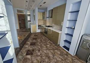 2-к квартира, вторичка, 153м2, 1/5 этаж