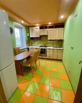 4-к квартира, вторичка, 145м2, 1/2 этаж