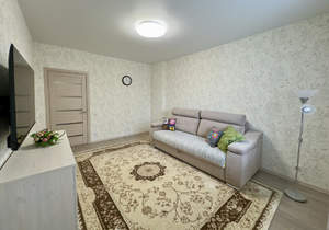 2-к квартира, вторичка, 67м2, 1/17 этаж