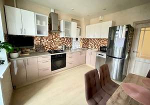 3-к квартира, вторичка, 82м2, 3/5 этаж