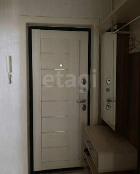 3-к квартира, вторичка, 58м2, 2/5 этаж