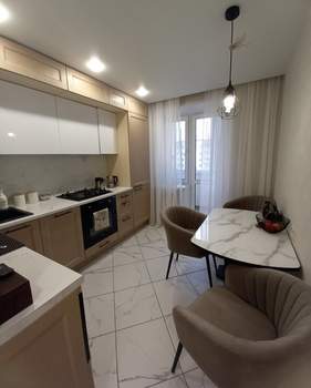 4-к квартира, вторичка, 96м2, 9/10 этаж