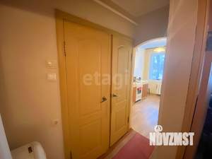 3-к квартира, вторичка, 53м2, 1/9 этаж
