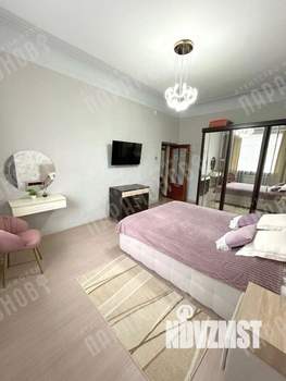 4-к квартира, вторичка, 101м2, 2/5 этаж