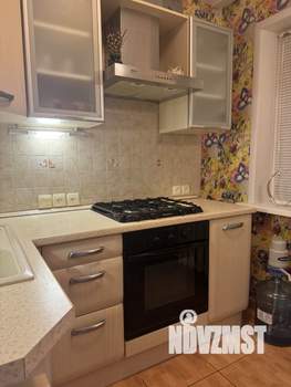 3-к квартира, вторичка, 61м2, 5/5 этаж