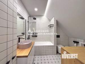 4-к квартира, вторичка, 124м2, 4/4 этаж