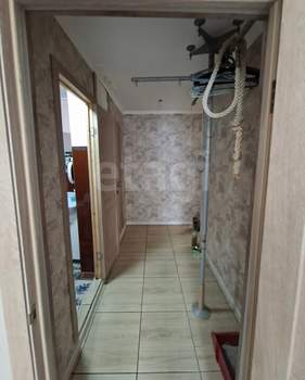 3-к квартира, вторичка, 70м2, 2/10 этаж