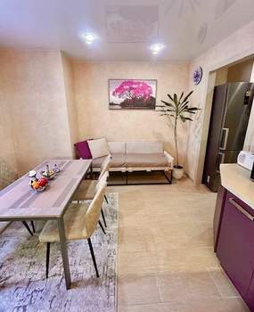 2-к квартира, вторичка, 62м2, 2/10 этаж