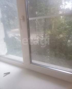 2-к квартира, вторичка, 60м2, 1/2 этаж