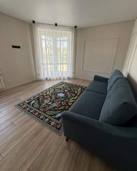 2-к квартира, вторичка, 62м2, 1/4 этаж