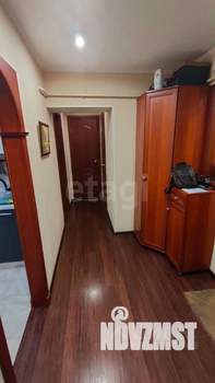 2-к квартира, вторичка, 55м2, 1/5 этаж