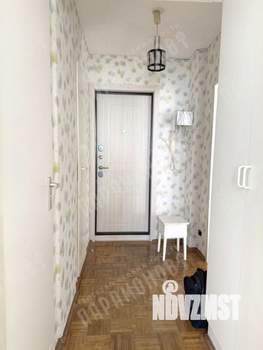 1-к квартира, вторичка, 38м2, 3/5 этаж