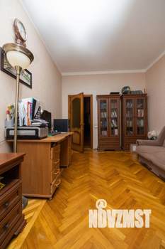 6-к квартира, вторичка, 180м2, 2/4 этаж