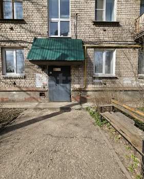 3-к квартира, вторичка, 54м2, 2/4 этаж
