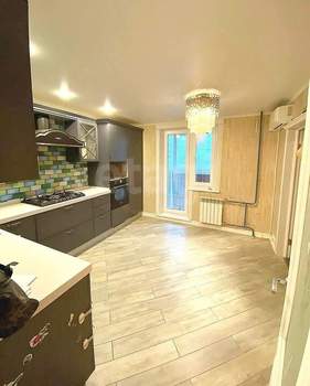 2-к квартира, вторичка, 77м2, 4/10 этаж