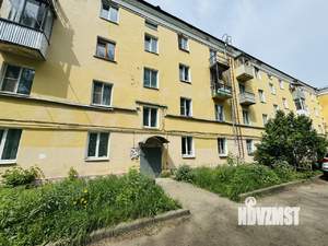 2-к квартира, вторичка, 47м2, 1/4 этаж