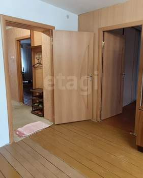 3-к квартира, вторичка, 63м2, 3/5 этаж