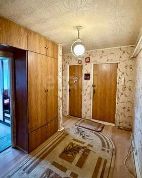 3-к квартира, вторичка, 72м2, 9/9 этаж