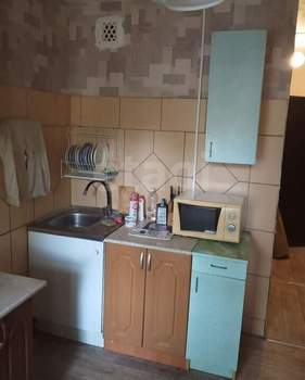 2-к квартира, вторичка, 54м2, 1/9 этаж