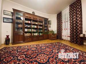 4-к квартира, вторичка, 180м2, 9/10 этаж