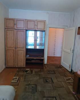 3-к квартира, вторичка, 57м2, 1/2 этаж