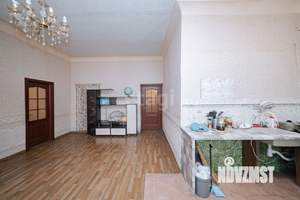 4-к квартира, вторичка, 101м2, 1/4 этаж