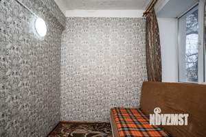 3-к квартира, вторичка, 43м2, 2/2 этаж