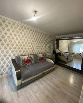 3-к квартира, вторичка, 58м2, 2/5 этаж