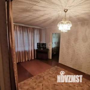 2-к квартира, вторичка, 44м2, 1/4 этаж