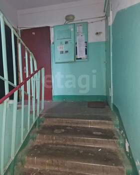 2-к квартира, вторичка, 44м2, 1/5 этаж