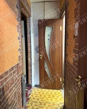 2-к квартира, вторичка, 49м2, 1/5 этаж