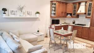 3-к квартира, вторичка, 181м2, 2/4 этаж