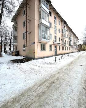 3-к квартира, вторичка, 57м2, 2/4 этаж