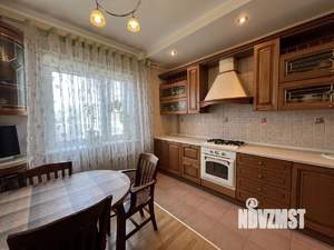 4-к квартира, вторичка, 98м2, 7/10 этаж