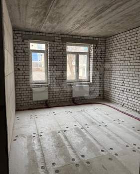 2-к квартира, вторичка, 79м2, 1/5 этаж