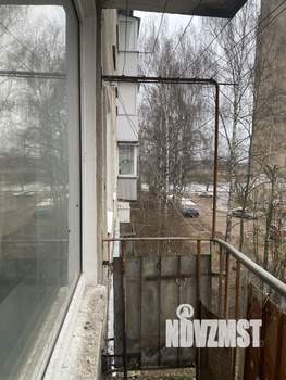 4-к квартира, вторичка, 62м2, 3/5 этаж