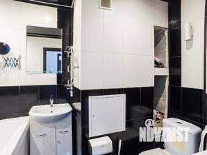 2-к квартира, вторичка, 63м2, 11/17 этаж