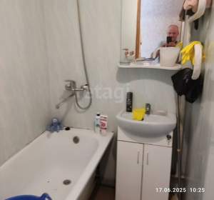 2-к квартира, вторичка, 43м2, 3/5 этаж
