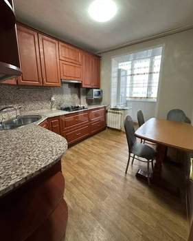 4-к квартира, вторичка, 98м2, 9/10 этаж