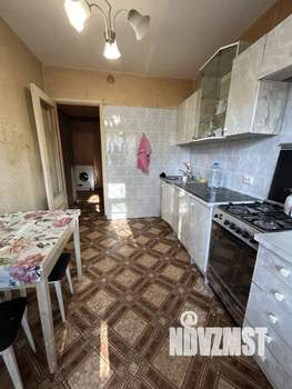 2-к квартира, вторичка, 53м2, 1/5 этаж