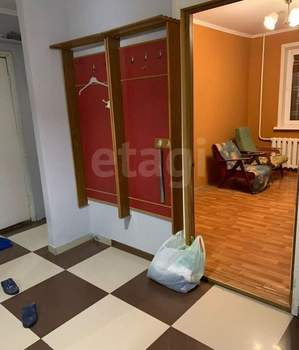 4-к квартира, вторичка, 92м2, 1/9 этаж