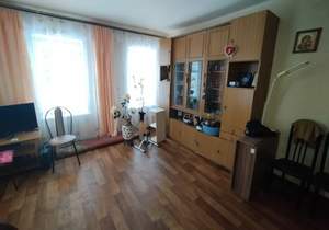 4-к квартира, вторичка, 67м2, 1/1 этаж