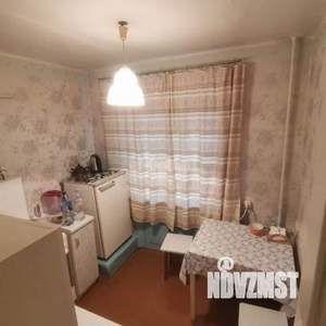 2-к квартира, вторичка, 44м2, 1/4 этаж