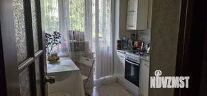 2-к квартира, вторичка, 52м2, 1/9 этаж